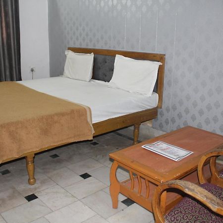 Hotel Shree Chitra Residency By Grb à Haridwār Extérieur photo