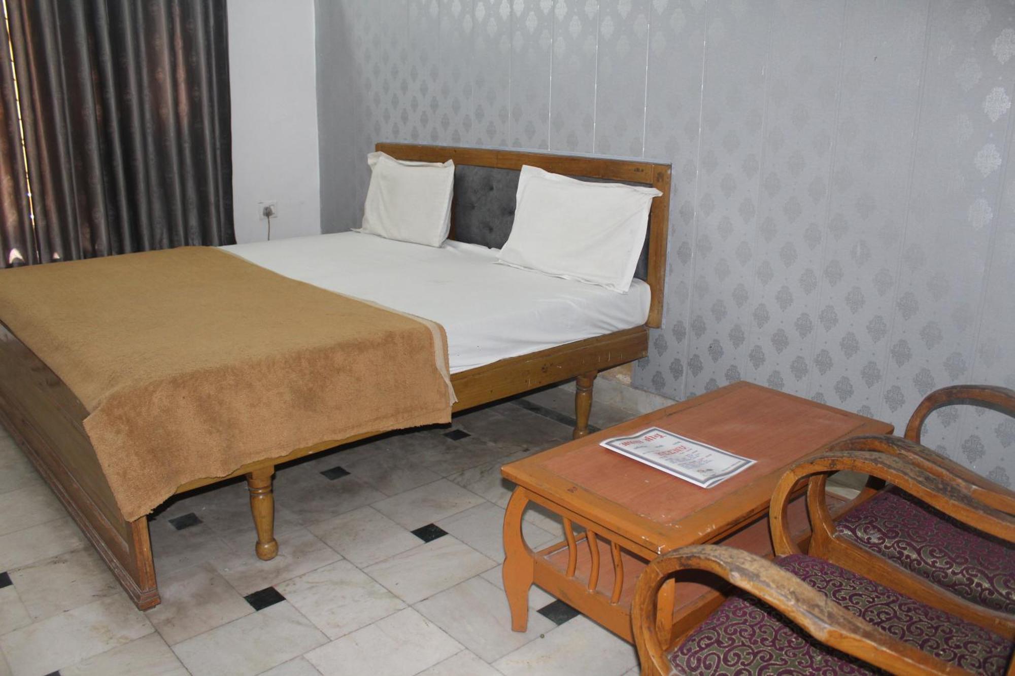 Hotel Shree Chitra Residency By Grb à Haridwār Extérieur photo