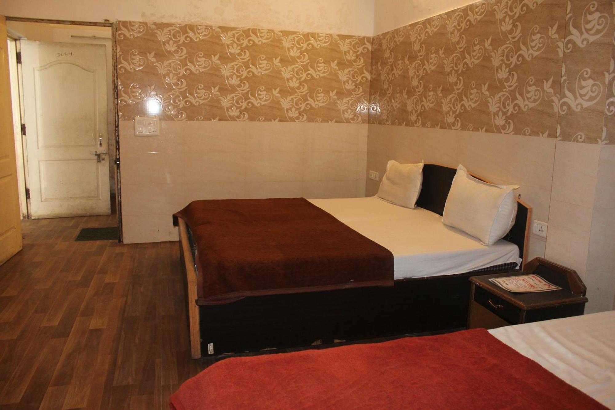 Hotel Shree Chitra Residency By Grb à Haridwār Extérieur photo