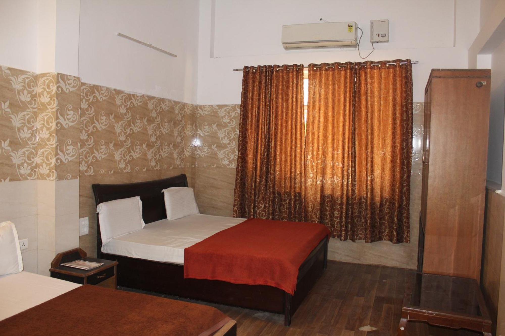 Hotel Shree Chitra Residency By Grb à Haridwār Extérieur photo