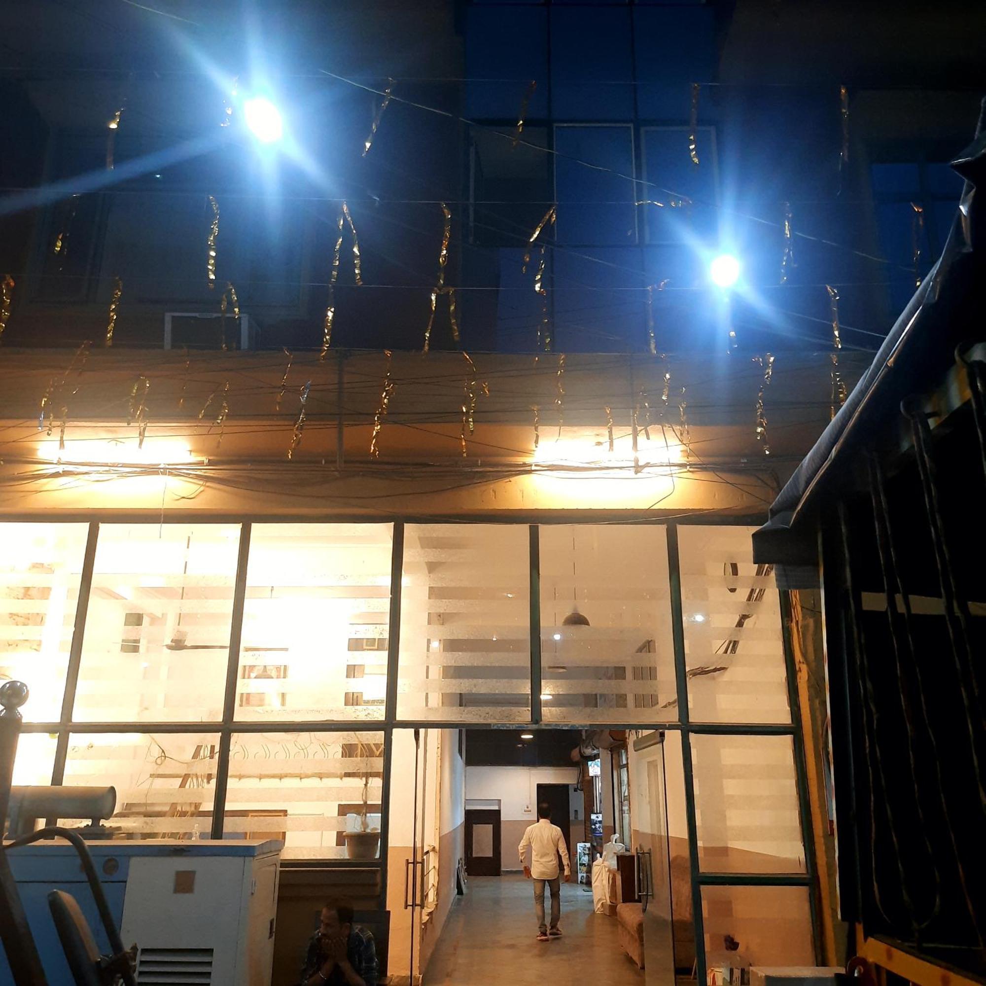 Hotel Shree Chitra Residency By Grb à Haridwār Extérieur photo